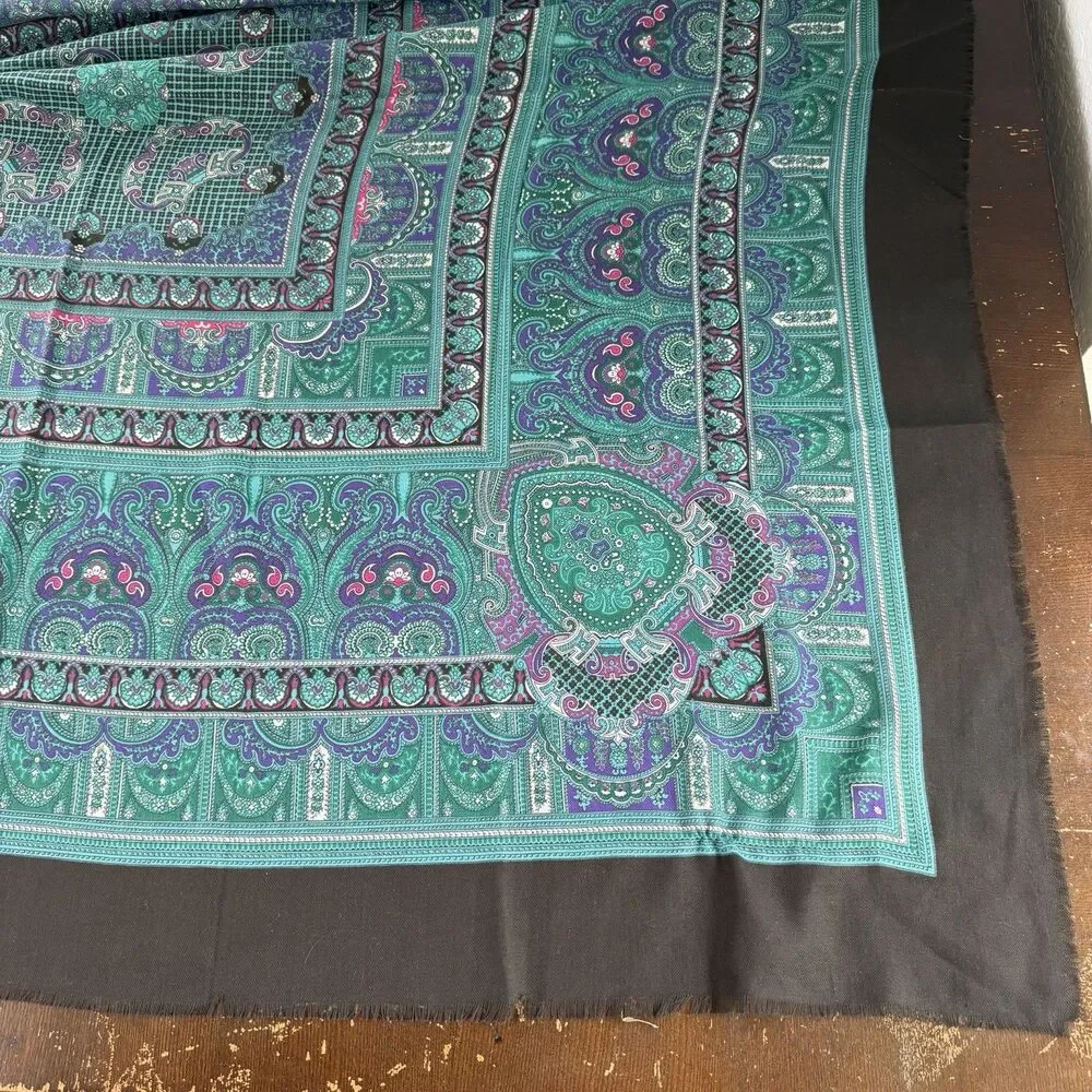 Vintage Challis By Berkshire Scarf 46x46 Polyester Italy Excellent Condition